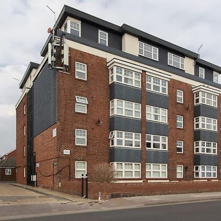 Open Mind Property - Southsea With Free Parking Portsmouth Buitenkant foto