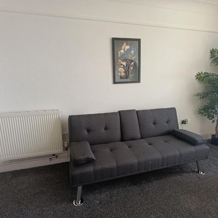 Open Mind Property - Southsea With Free Parking Portsmouth Buitenkant foto