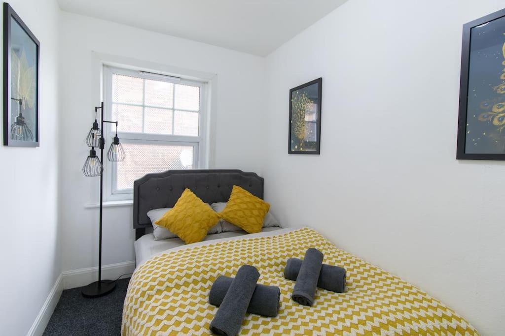 Open Mind Property - Southsea With Free Parking Portsmouth Buitenkant foto